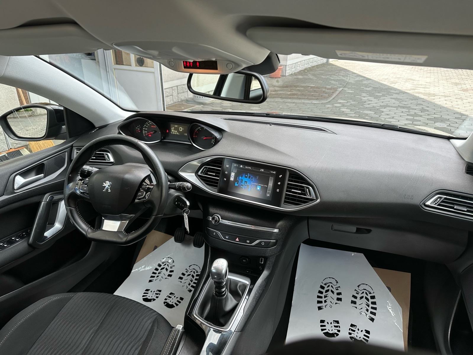 Peugeot 308 SW 1,6 HDI - SERVISNA-1 VLASNIK-GARANCIJA-SERVIS GRATIS!, fotografija 17