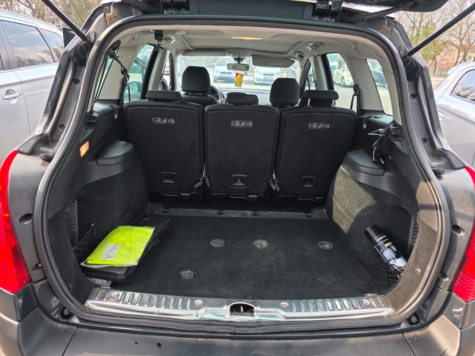 Peugeot 308 SW 1,6 HDi, fotografija 6
