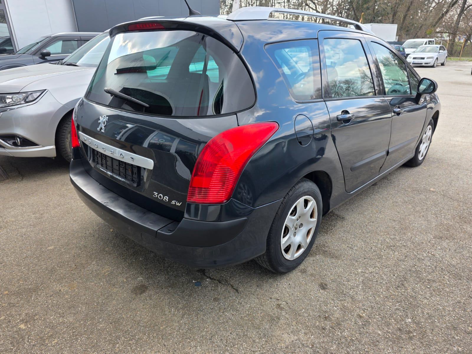Peugeot 308 SW 1,6 HDi, fotografija 7
