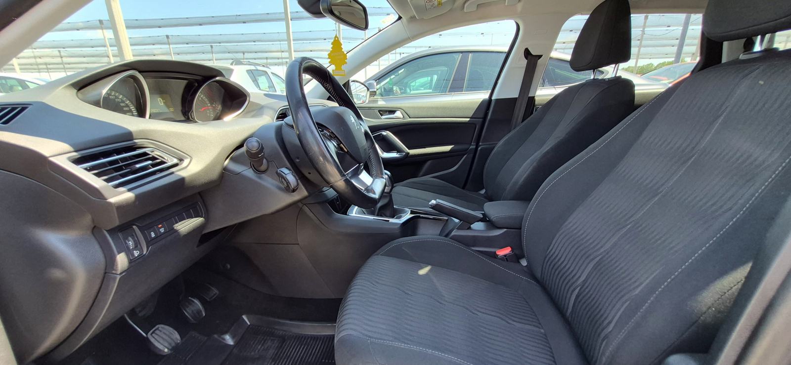 Peugeot 308 SW 1,6HDi, LED, AUT. KLIMA,TEMP, NAVI, KUKA, REG. 11/26..., fotografija 12