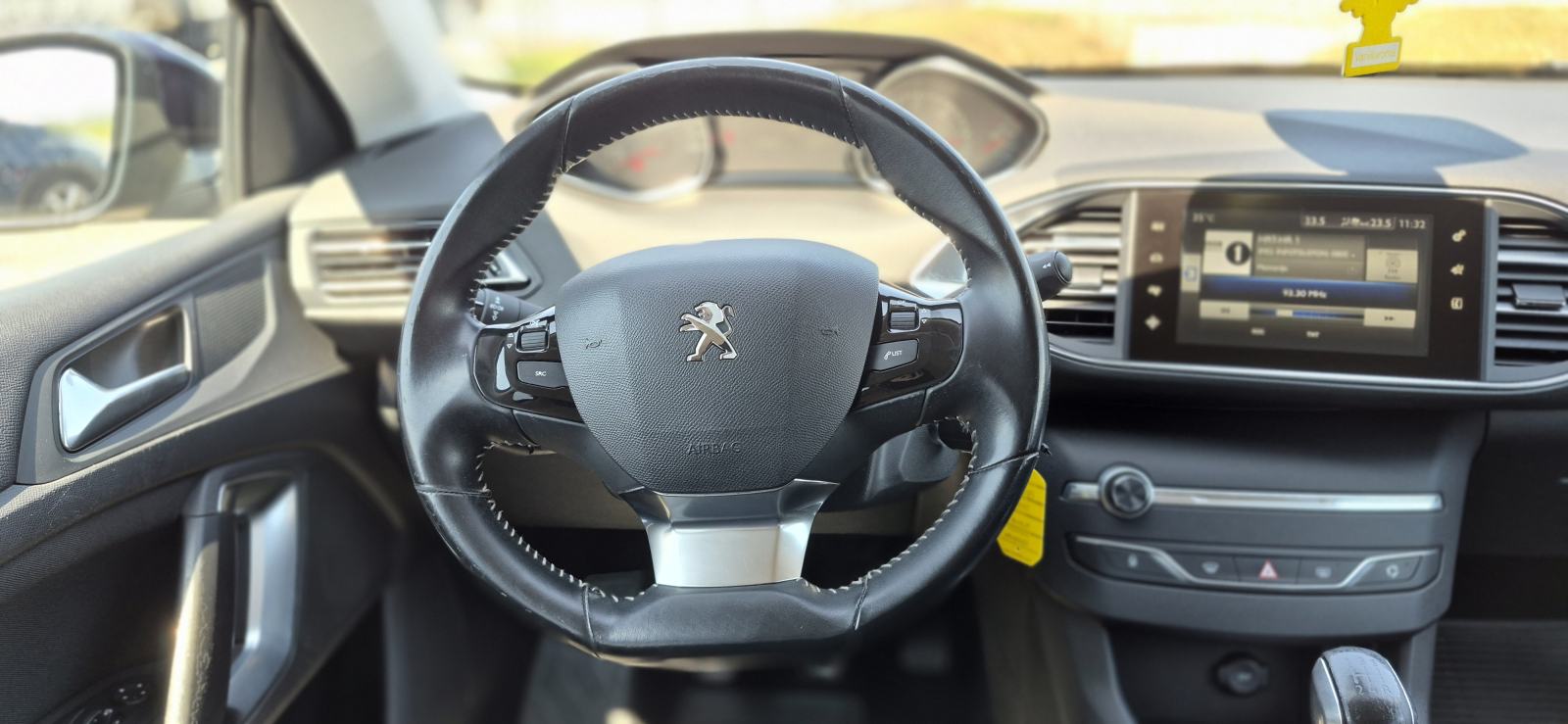 Peugeot 308 SW 1,6HDi, LED, AUT. KLIMA,TEMP, NAVI, KUKA, REG. 11/26..., fotografija 13