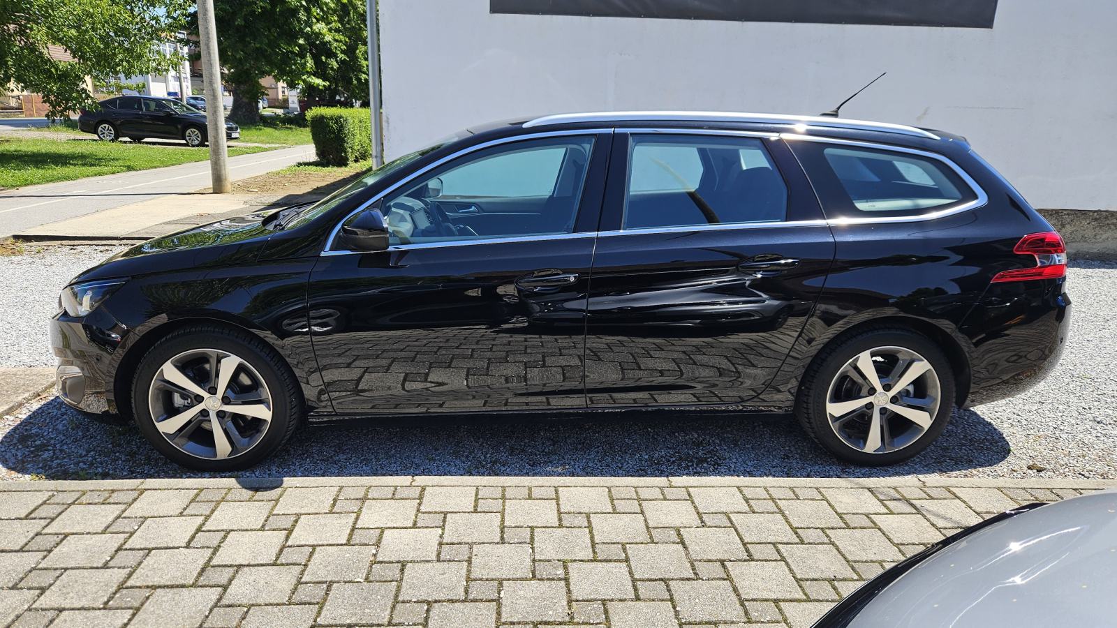 ⭐️Peugeot 308 SW 2.0 HDi●Allure●Navi●Kamera●Full led●Veliki servis, pogled izvana - slika 4