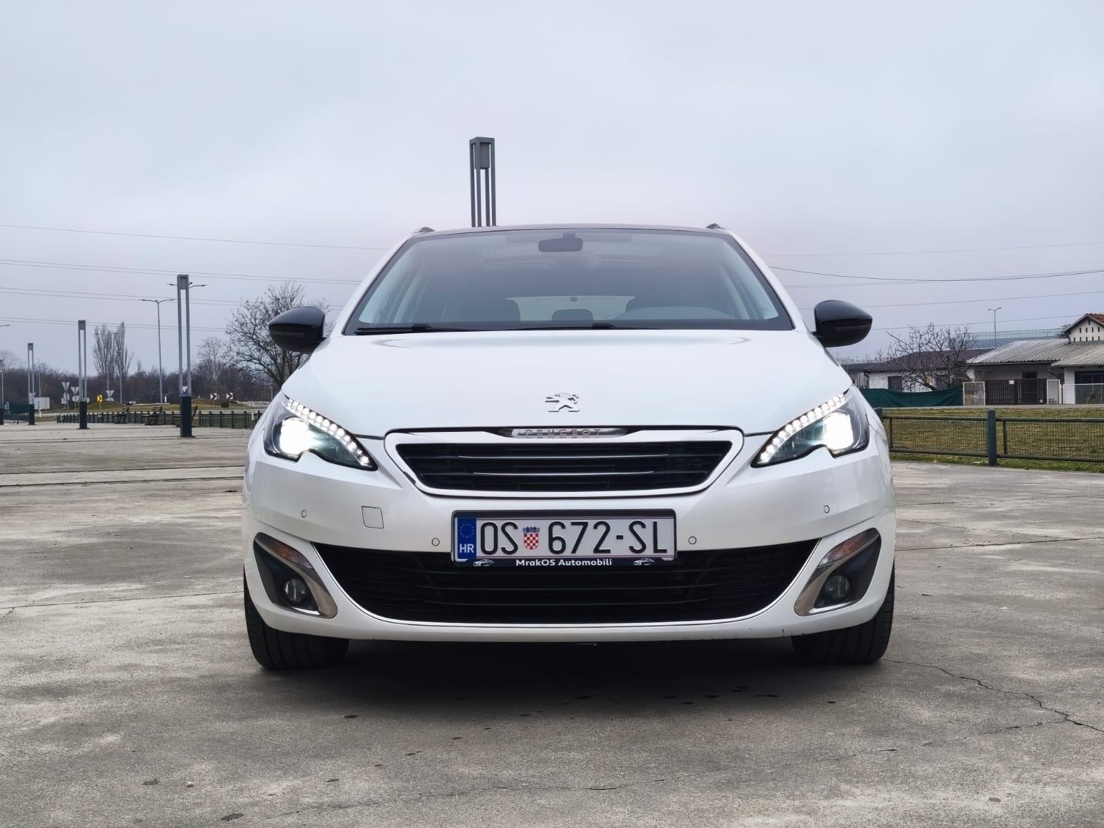 Peugeot 308 SW 2,0 HDi, REG., LED, NAVI, PANO, KAMERA, DENON, KUKA..., fotografija 6