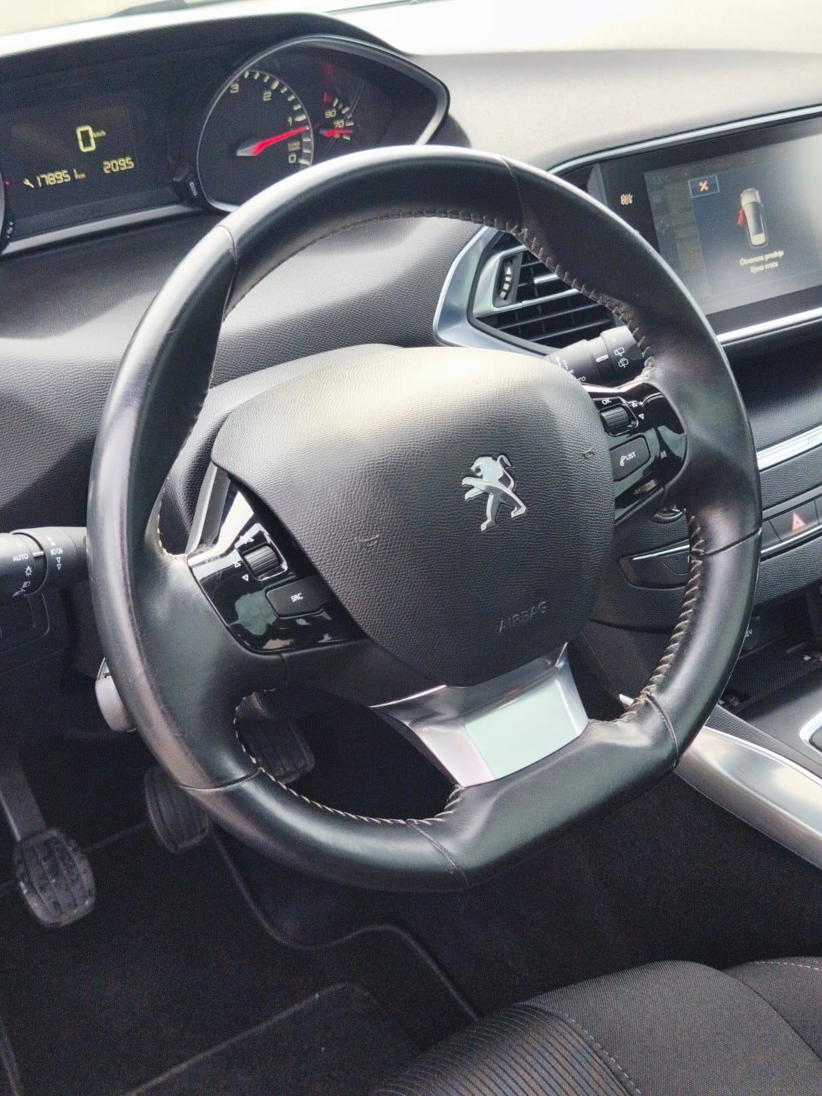 Peugeot 308 SW 2,0 HDi, REG., LED, NAVI, PANO, KAMERA, DENON, KUKA..., fotografija 10