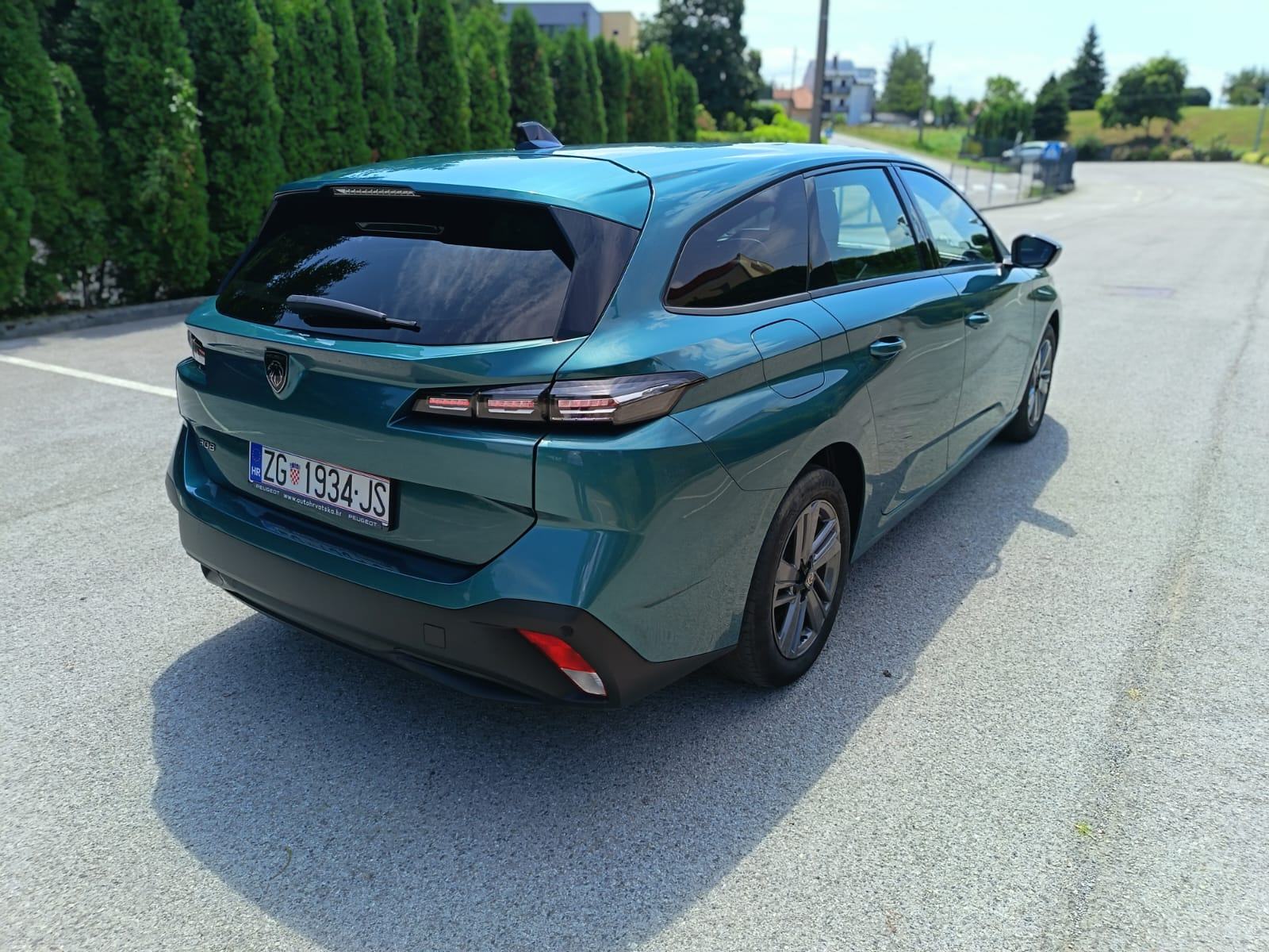 PEUGEOT 308 SW ACTIVE BUSINESS PureTech 130, fotografija 3