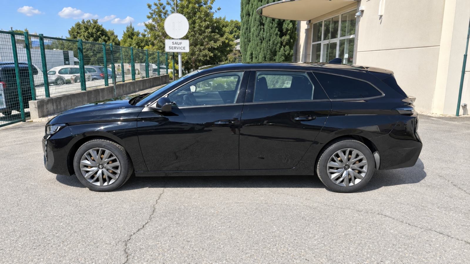 Peugeot 308 SW 1.2 * NOVI ZUPČASTI REMEN * FULL LED * PREMIUM JAMSTVO, fotografija 2