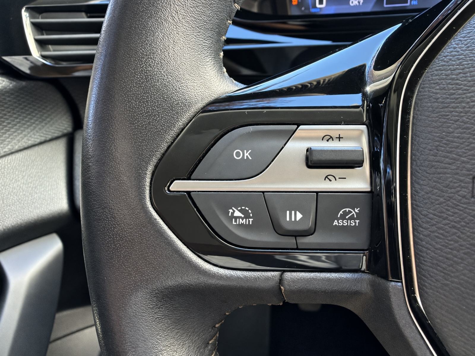 Peugeot 308 SW 1.2 * NOVI ZUPČASTI REMEN * FULL LED * PREMIUM JAMSTVO, fotografija 16