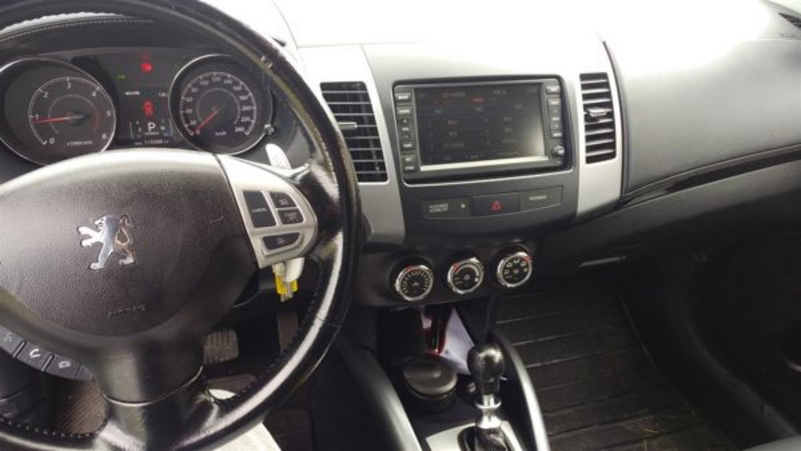 Peugeot 4007 2,2 HDi 16V automatik, pogled izvana - slika 5