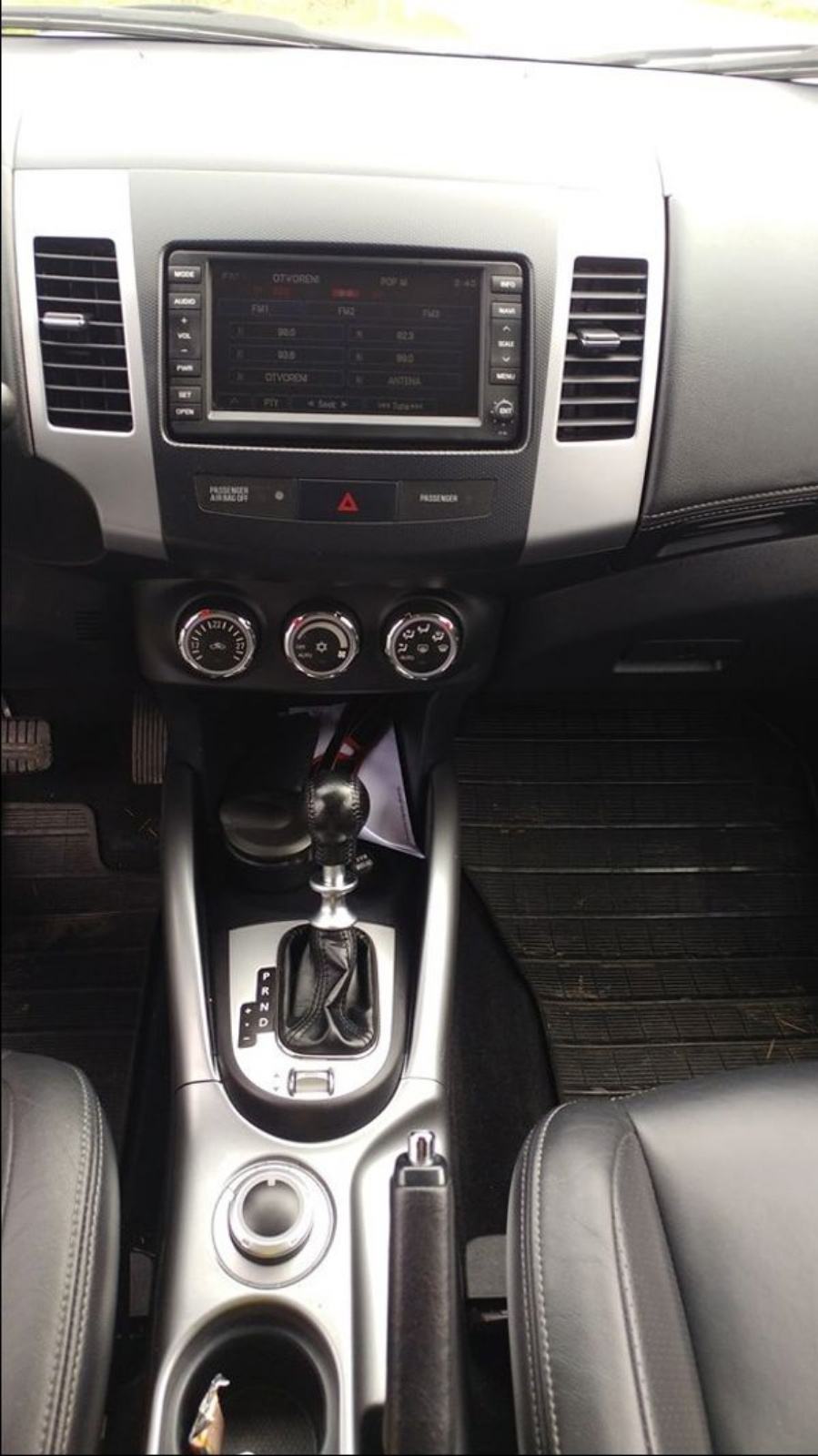 Peugeot 4007 2,2 HDi 16V automatik, fotografija 6