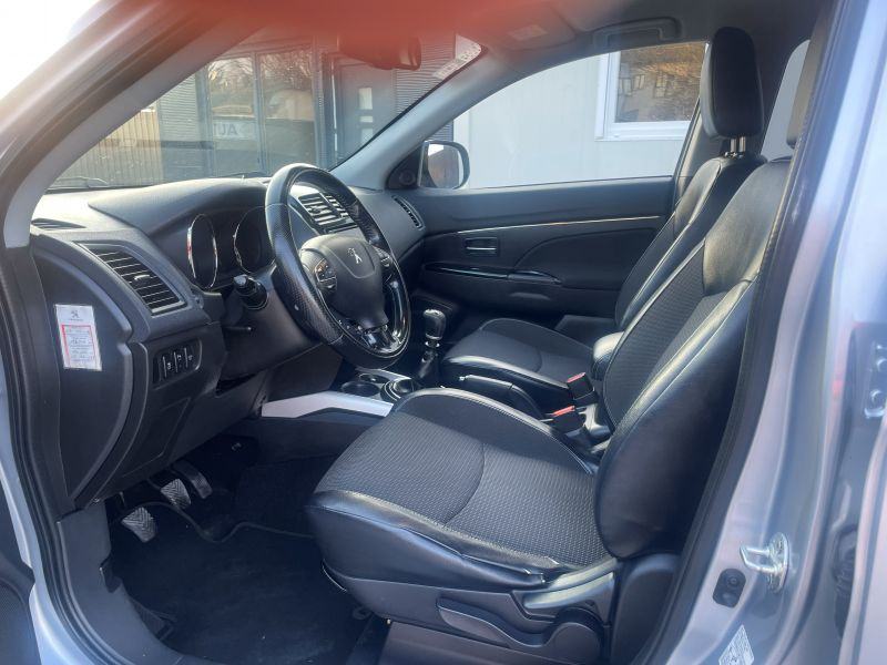 Peugeot 4008 1,6 HDi 4x4 115 *ALURE*XENON*NAVIGACIJA*KAMREA*SERVISNA*, fotografija 9