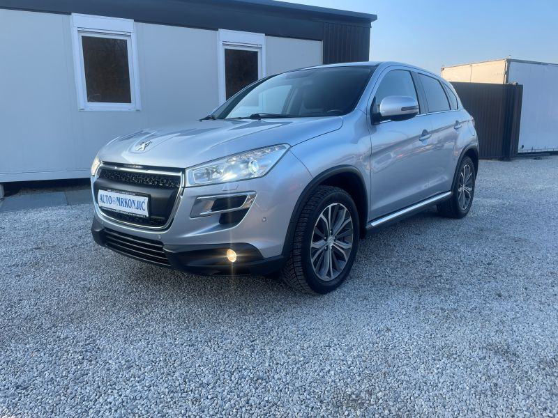 Peugeot 4008 1,6 HDi 4x4 115 *ALURE*XENON*NAVIGACIJA*KAMREA*SERVISNA*, fotografija 3