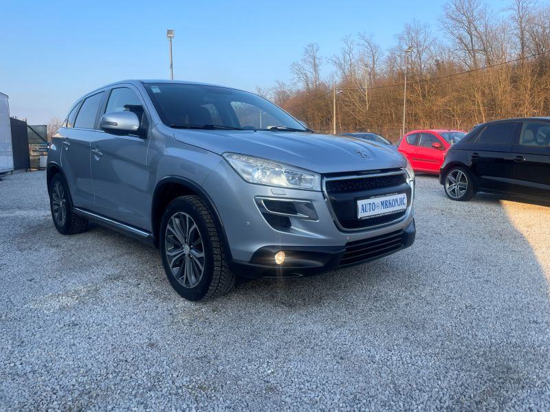 Peugeot 4008 1,6 HDi 4x4 115 *ALURE*XENON*NAVIGACIJA*KAMREA*SERVISNA*, fotografija 1