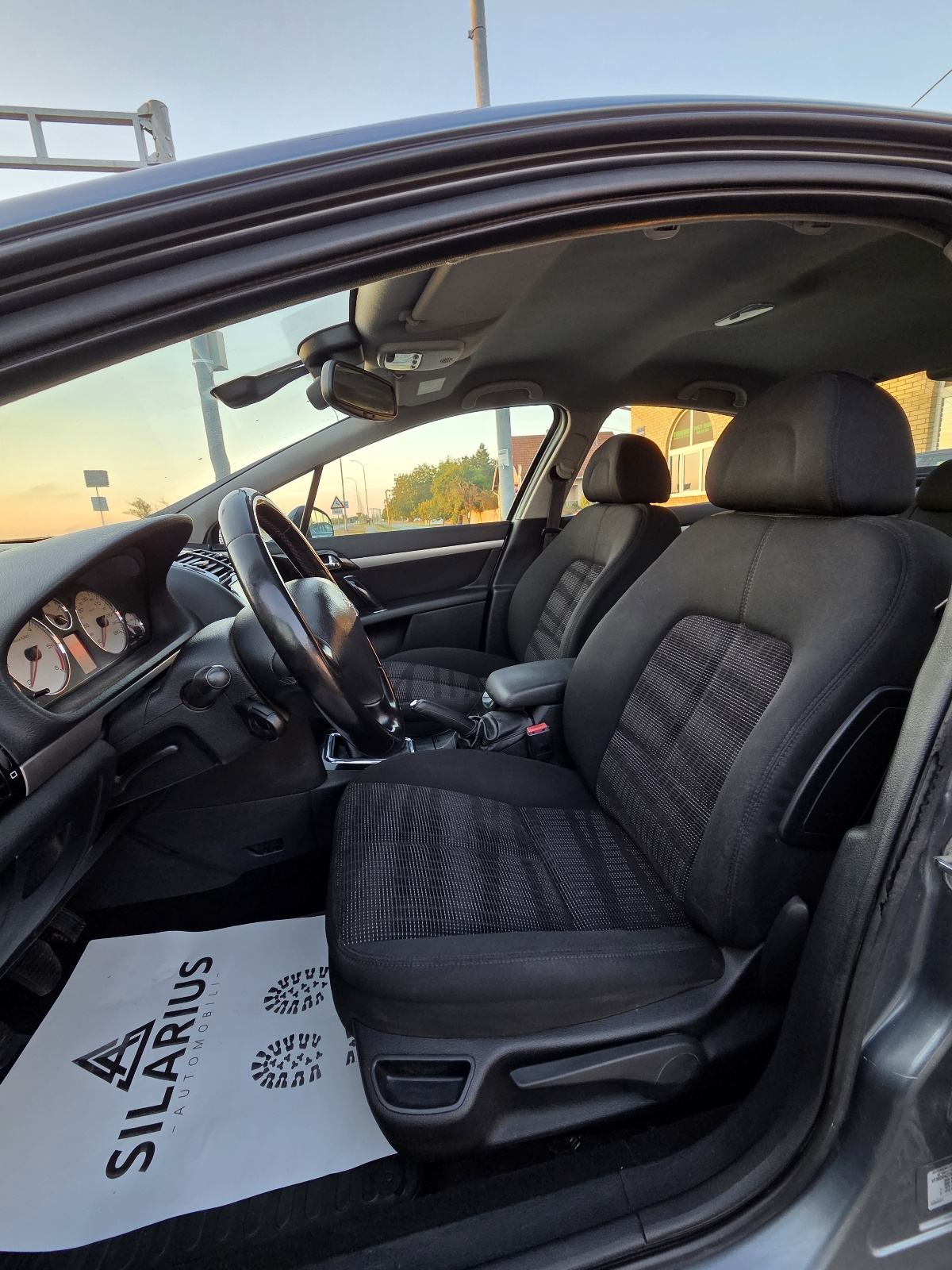 Peugeot 407 1.6HDI-REG 02/27-NAVI,TEMPOMAT, fotografija 10