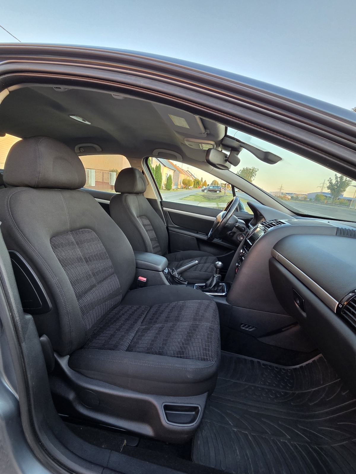 Peugeot 407 1.6HDI-REG 02/27-NAVI,TEMPOMAT, fotografija 11