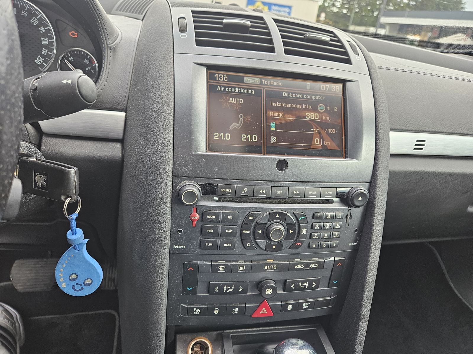 Peugeot 407 Coupe 2,7 V6 HDi Sport, održavan i očuvan, fotografija 6