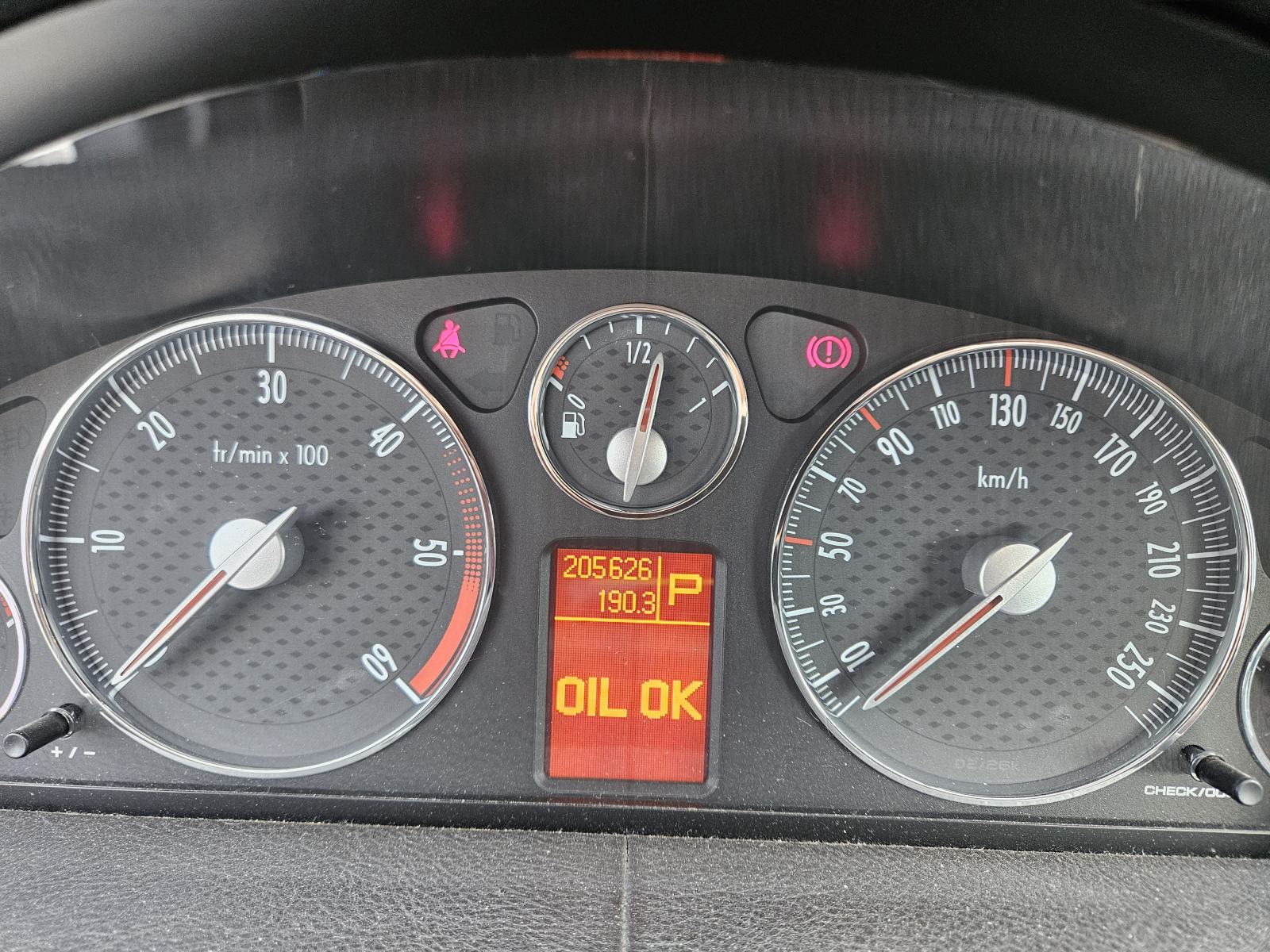Peugeot 407 Coupe 2,7 V6 HDi Sport, održavan i očuvan, fotografija 7