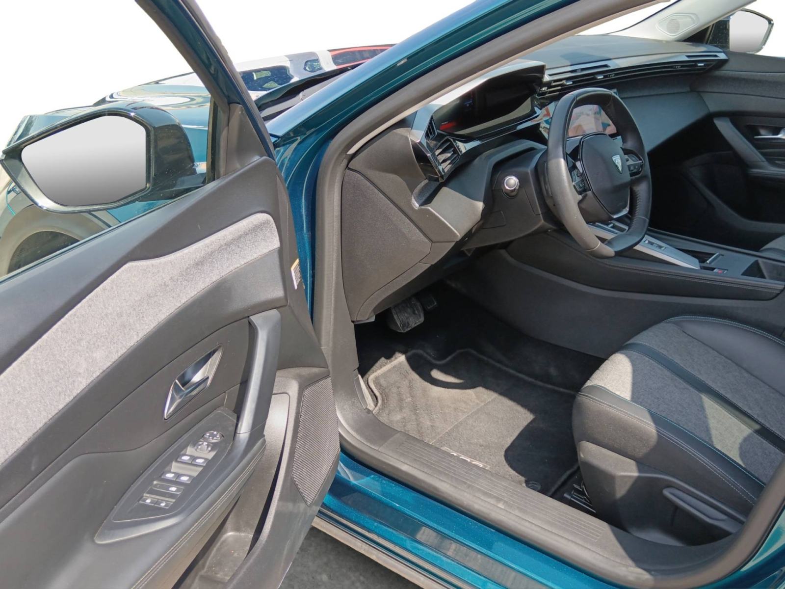 PEUGEOT 408 1.2 PureTech 130 KS AUTOMATIK ALLURE *VOZILO S JAMSTVOM*, fotografija 11