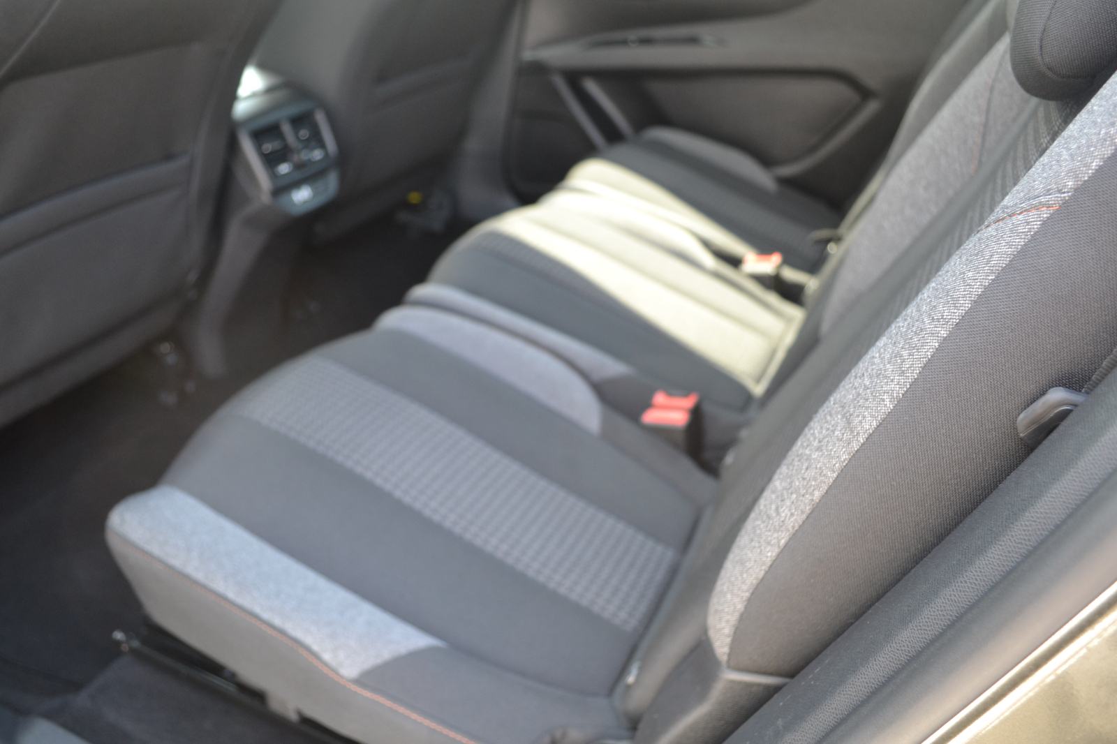 Peugeot 5008 1,2 130ks automatik *** LEASING 1-6 god *** rata 220€ **, fotografija 12
