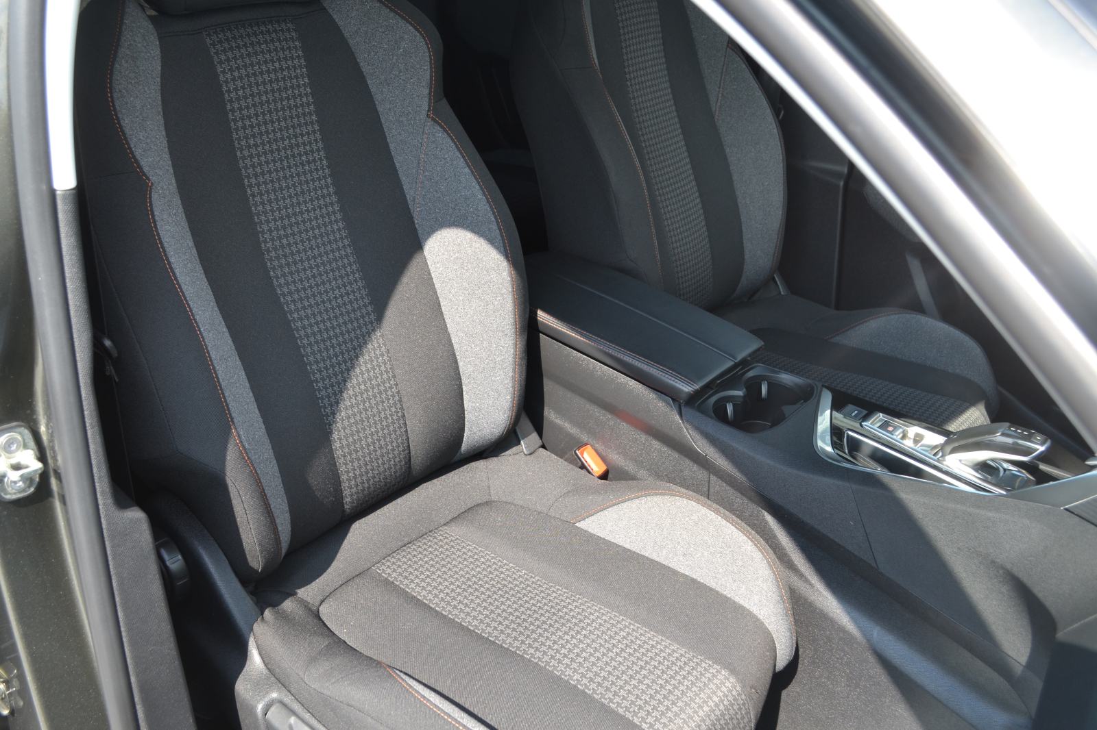 Peugeot 5008 1,2 130ks automatik *** LEASING 1-6 god *** rata 220€ **, fotografija 13