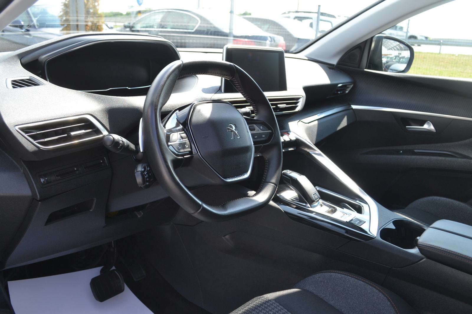 Peugeot 5008 1,2 130ks automatik *** LEASING 1-6 god *** rata 220€ **, fotografija 17