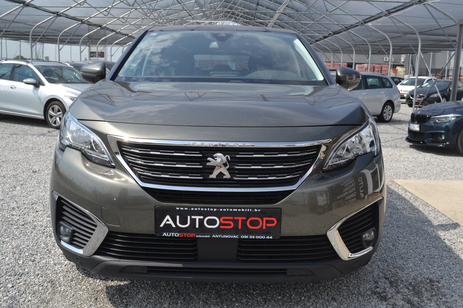 Peugeot 5008 1,2 130ks automatik *** LEASING 1-6 god *** rata 220€ **, fotografija 2