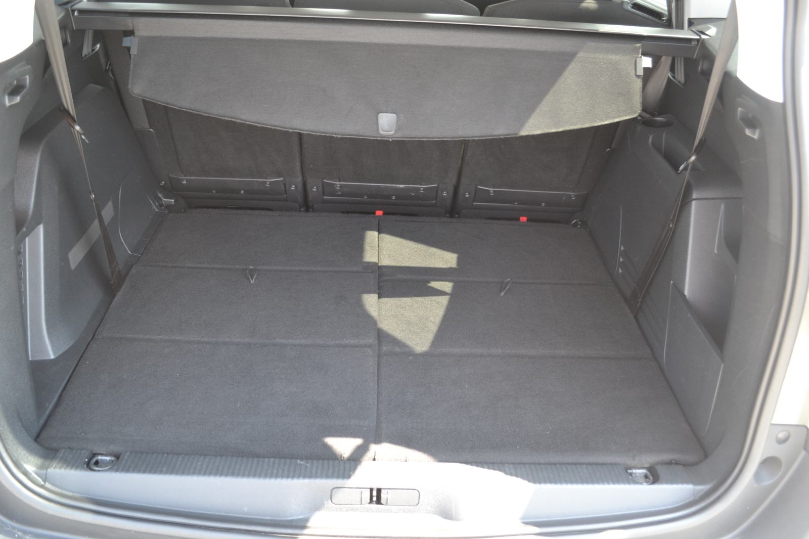Peugeot 5008 1,2 130ks automatik *** LEASING 1-6 god *** rata 220€ **, fotografija 16