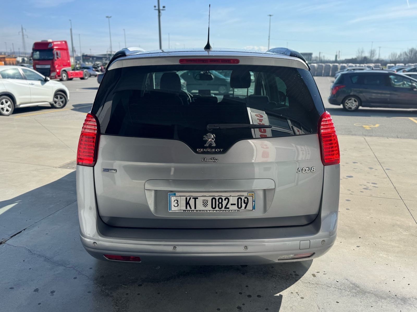 Peugeot 5008 130 ks*7 SJEDALA*PANORAMA*NAVI*DIG. KLIMA*, fotografija 6