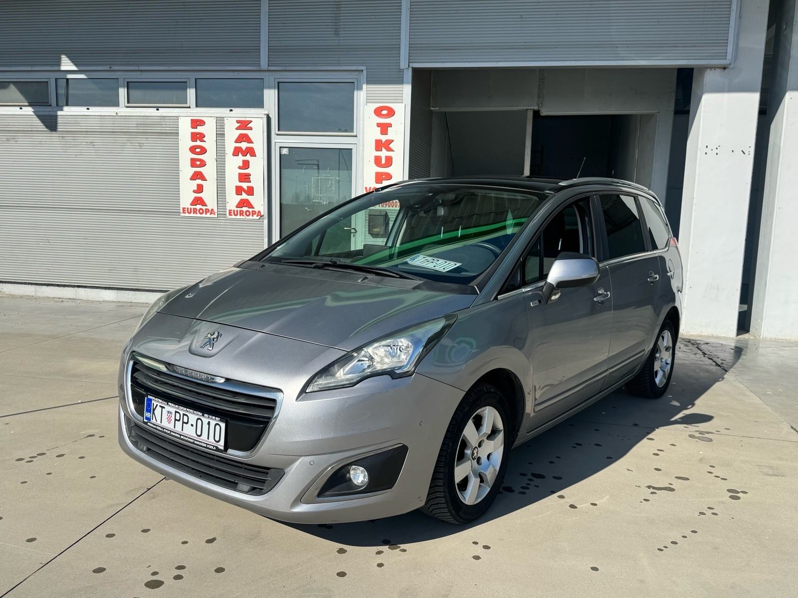 Peugeot 5008 130 ks*7 SJEDALA*PANORAMA*NAVI*DIG. KLIMA*, pogled izvana - slika 1