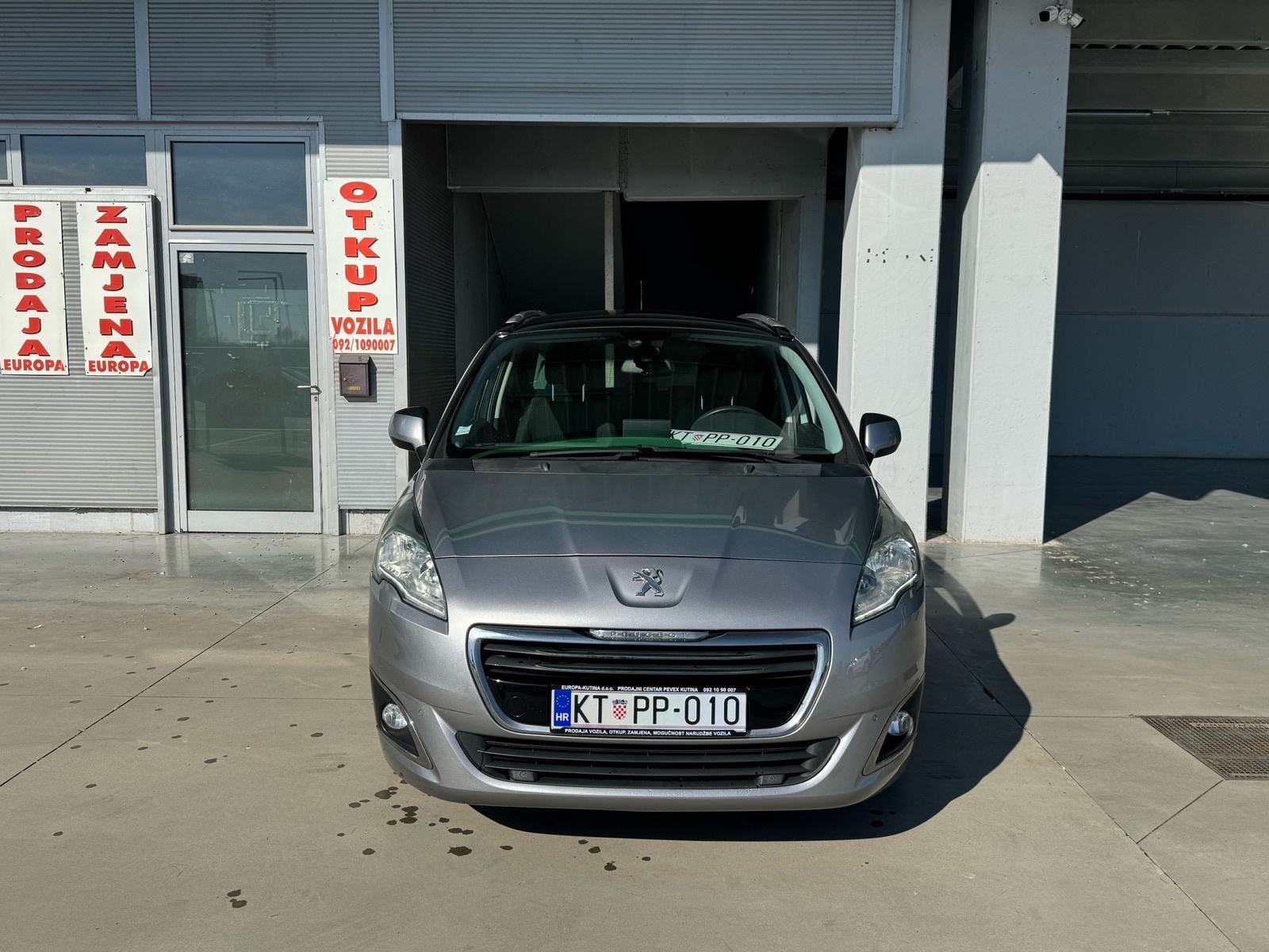 Peugeot 5008 130 ks*7 SJEDALA*PANORAMA*NAVI*DIG. KLIMA*, pogled izvana - slika 2