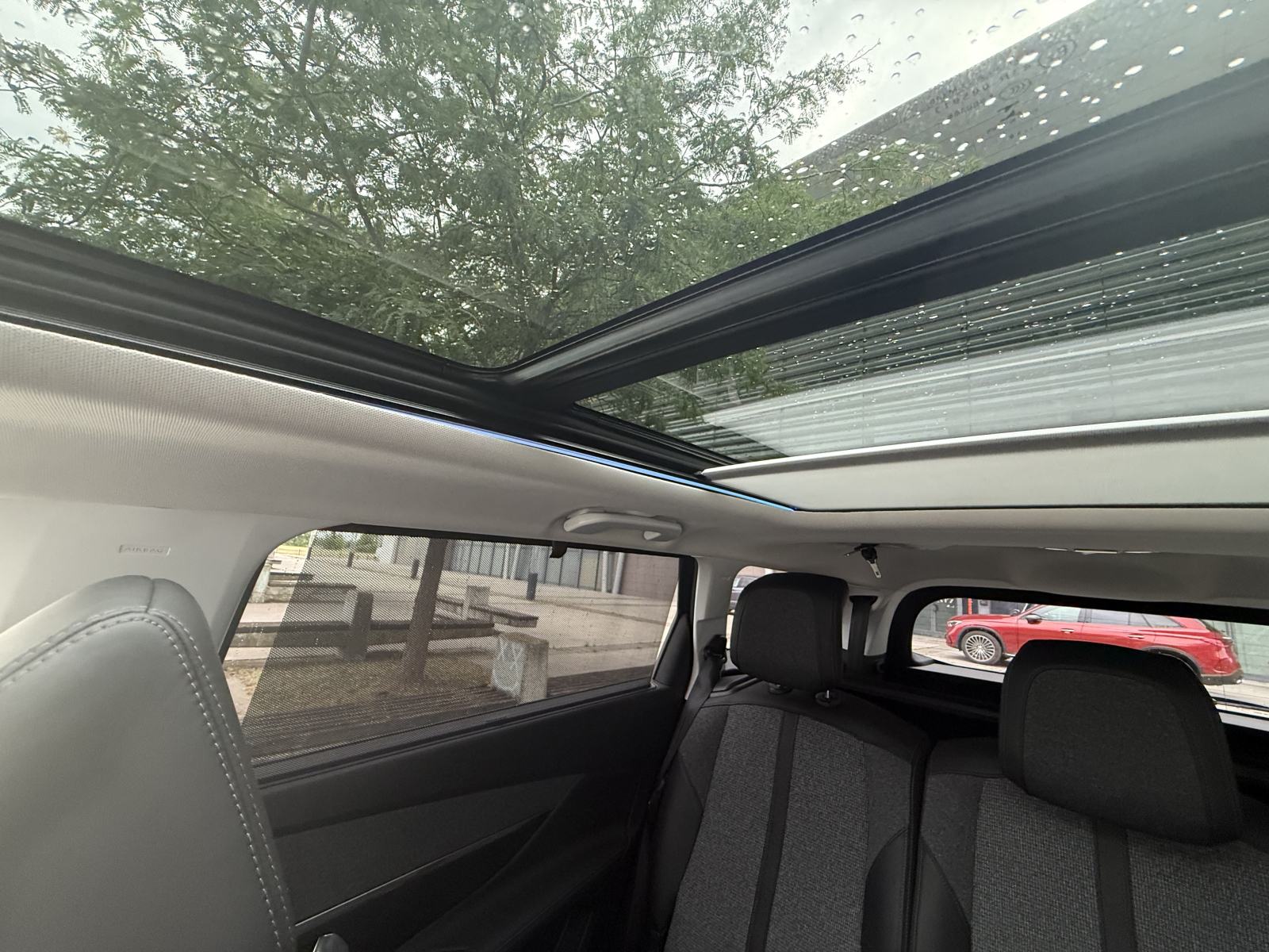 Peugeot 5008 1,2-ALLURE-7 SJEDLA-PANORAMA-MOŽE SKUPLJI, fotografija 8