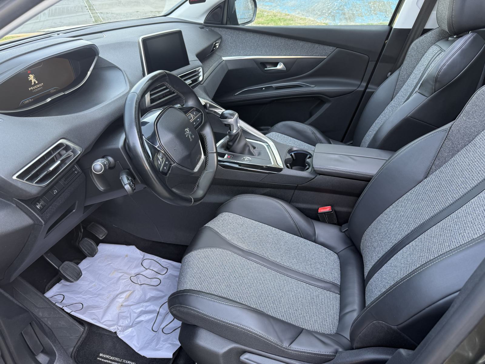 Peugeot 5008 1,2-ALLURE-7 SJEDLA-PANORAMA-MOŽE SKUPLJI, fotografija 18