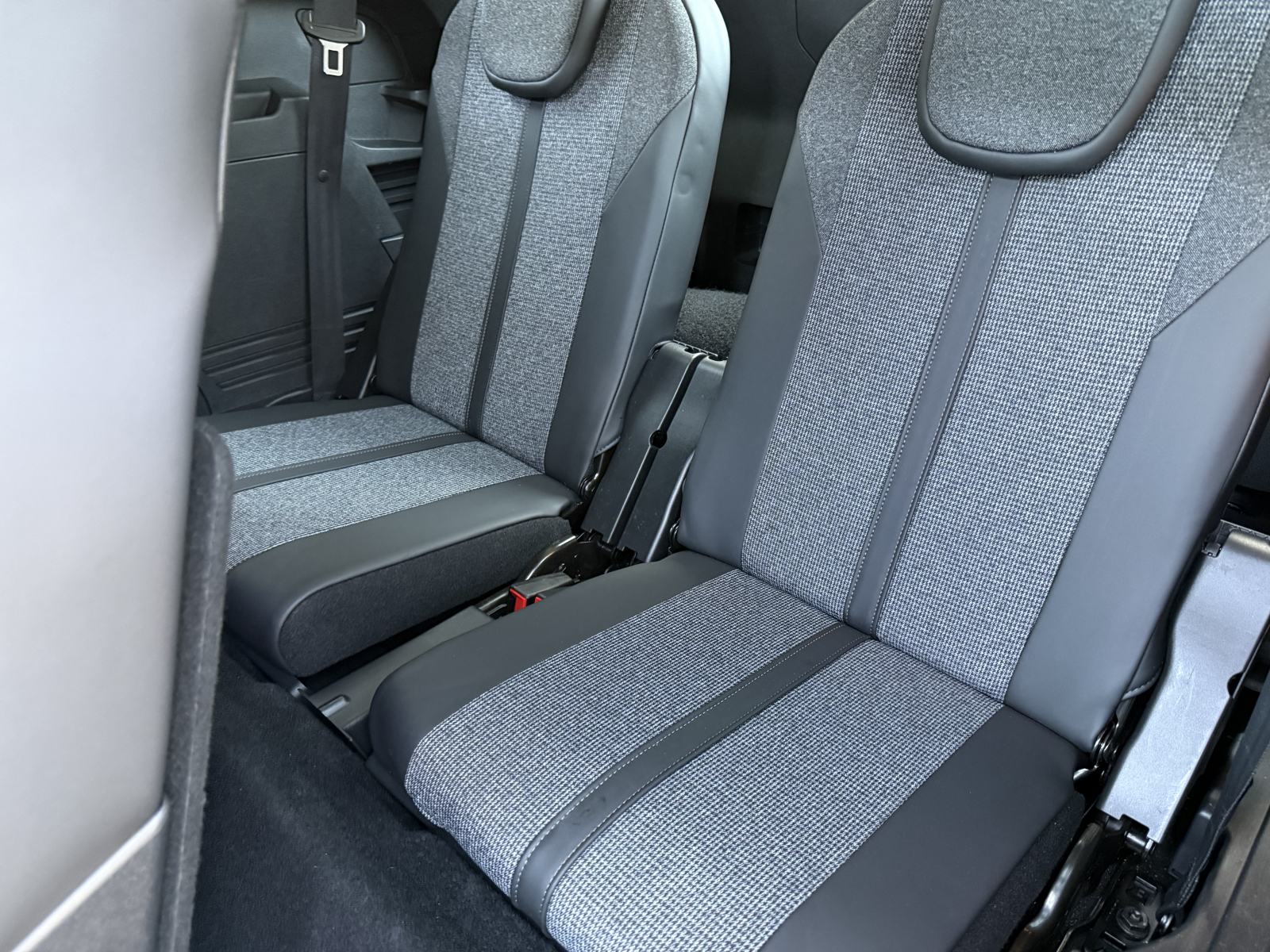 Peugeot 5008 1,2-ALLURE-7 SJEDLA-PANORAMA-MOŽE SKUPLJI, fotografija 19