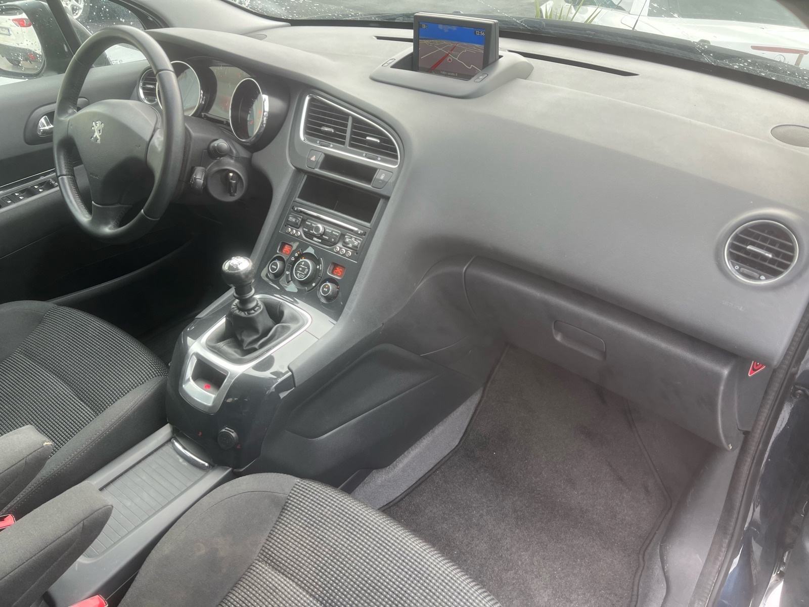 Peugeot 5008 1,2 e-THP —Mod 2016—7 SJEDALA—REG.GOD.DANA—NAVI—2xPDC—TOP, fotografija 10