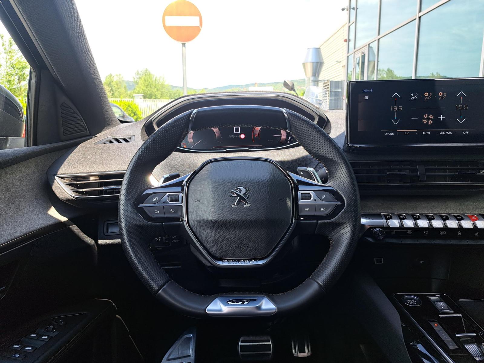 Peugeot 5008 GT PureTech 130 EAT8 ***7 sjedala***, fotografija 10