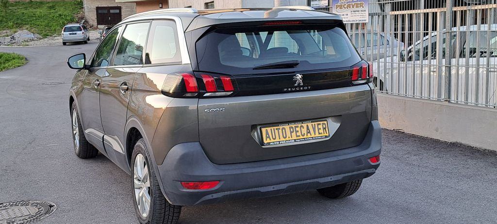 Peugeot 5008 1,2, fotografija 5
