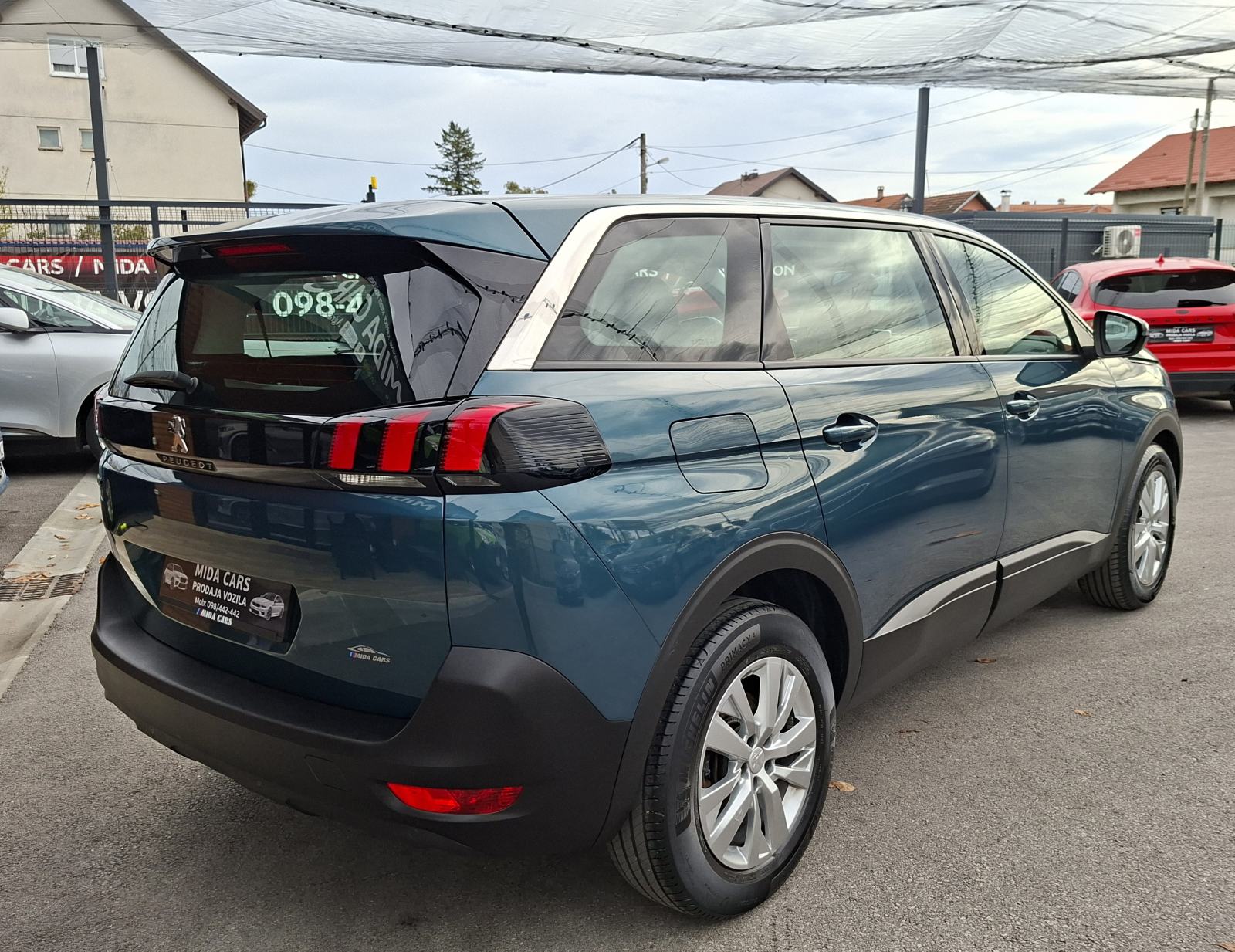 Peugeot 5008 1,2PureTech-7SJEDALA-2020-VELIKI SERVIS-KAO NOV, fotografija 16