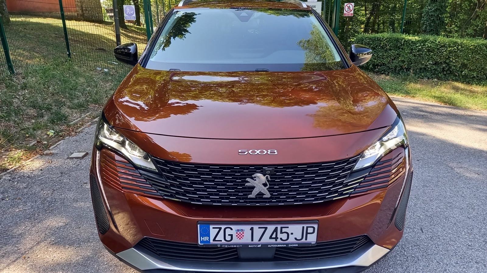 Peugeot 5008 1,5 AUTOMATIC -F1 SAMO 74000 KM ALLURE SPORT LEASING, fotografija 2