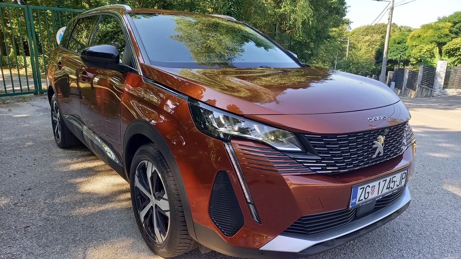 Peugeot 5008 1,5 AUTOMATIC -F1 SAMO 74000 KM ALLURE SPORT LEASING, fotografija 3