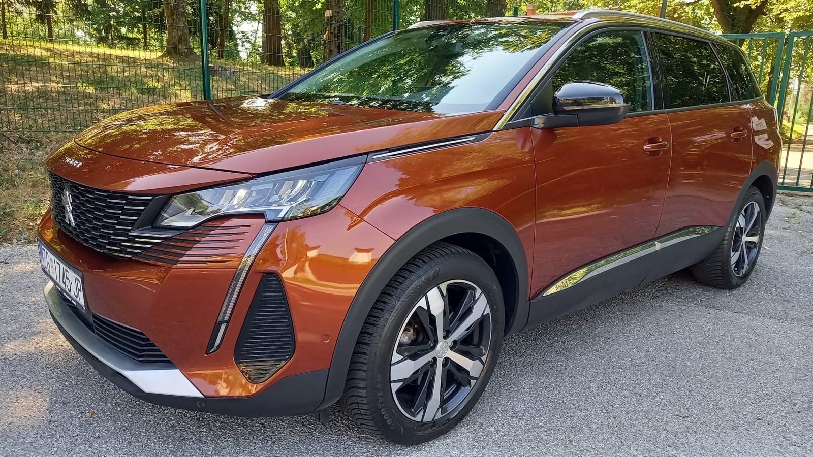 Peugeot 5008 1,5 AUTOMATIC -F1 SAMO 74000 KM ALLURE SPORT LEASING, fotografija 19
