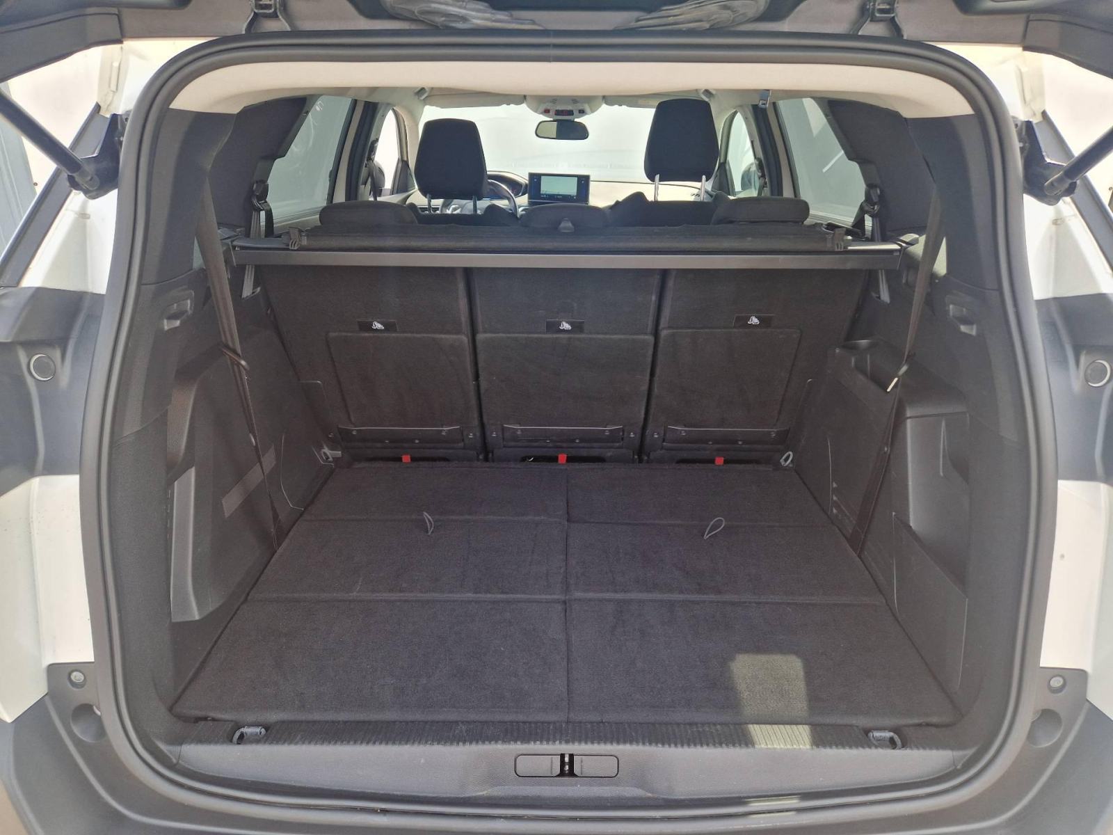 PEUGEOT 5008 1,5 Blue HDI STYLE, 7 sjedala, fotografija 6