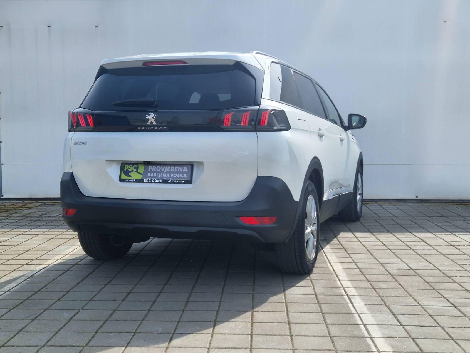 PEUGEOT 5008 1,5 Blue HDI STYLE, 7 sjedala, fotografija 8