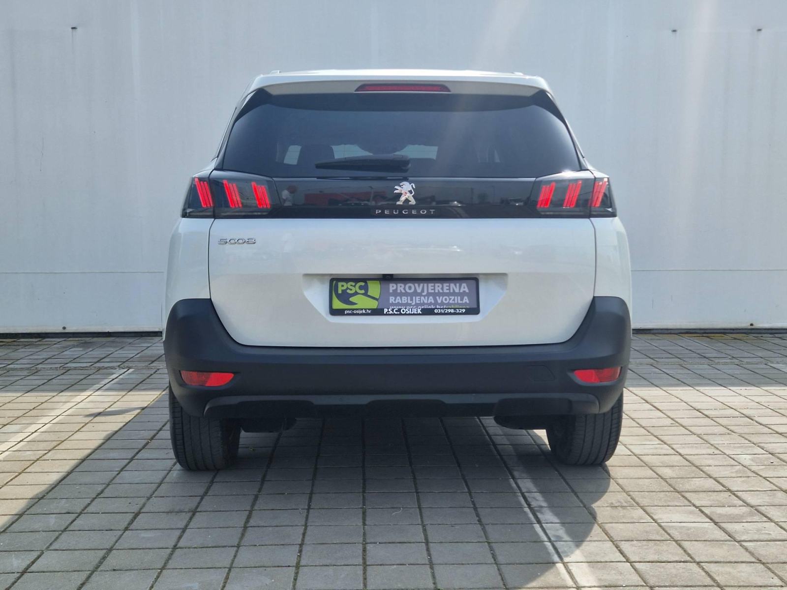 PEUGEOT 5008 1,5 Blue HDI STYLE, 7 sjedala, fotografija 9