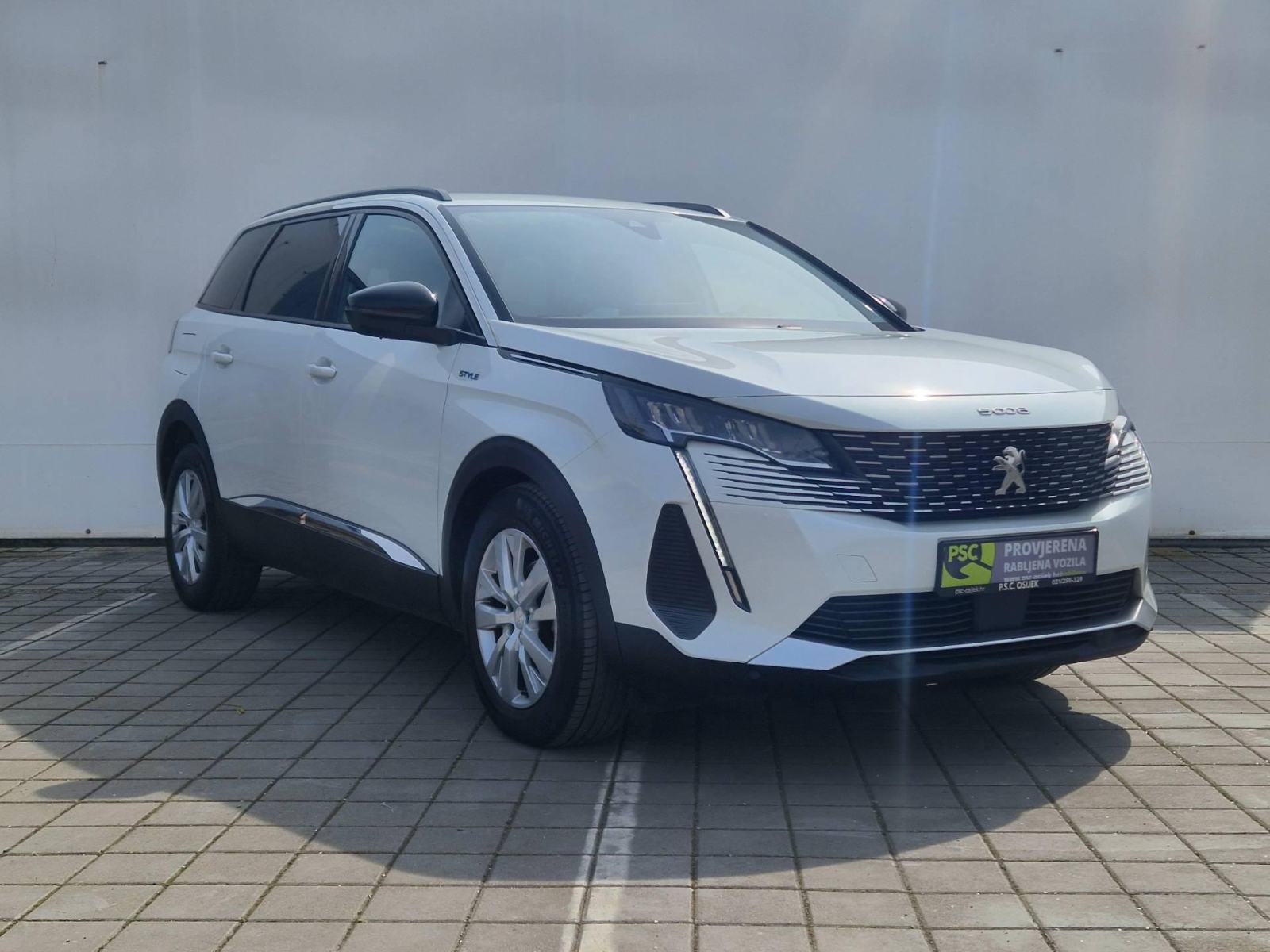 PEUGEOT 5008 1,5 Blue HDI STYLE, 7 sjedala, fotografija 2