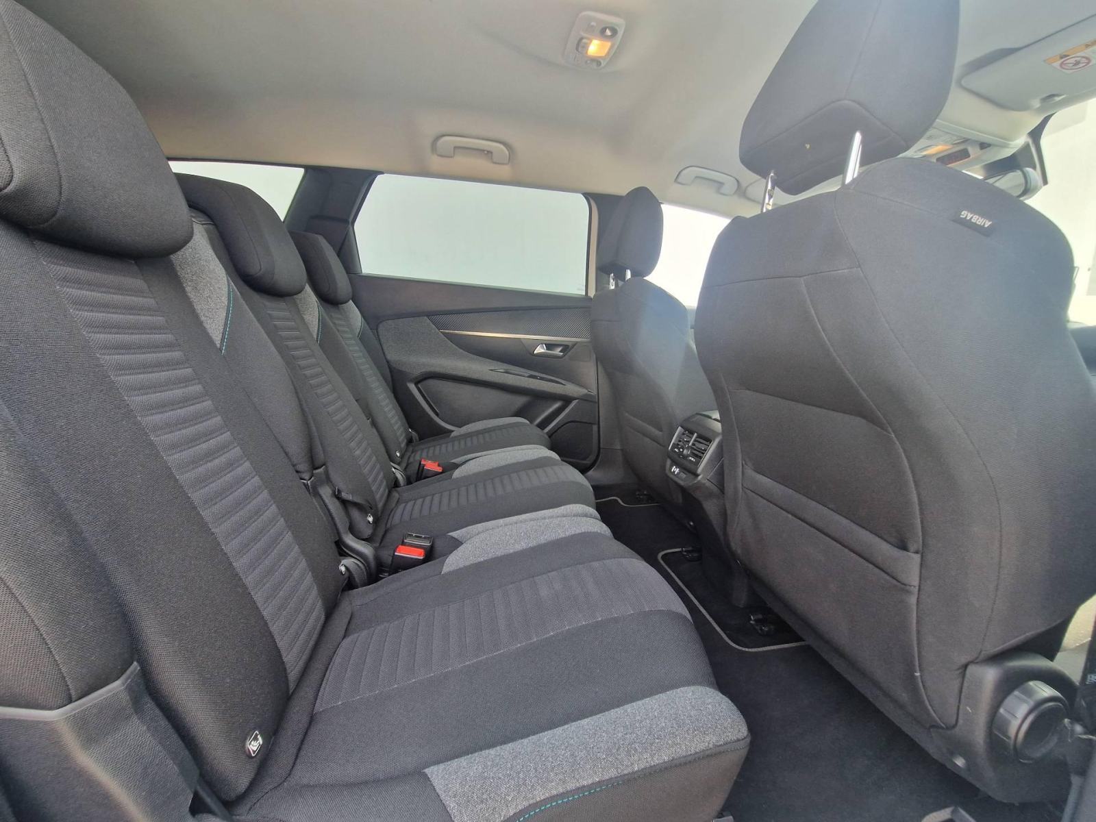 PEUGEOT 5008 1,5 Blue HDI STYLE, 7 sjedala, fotografija 12