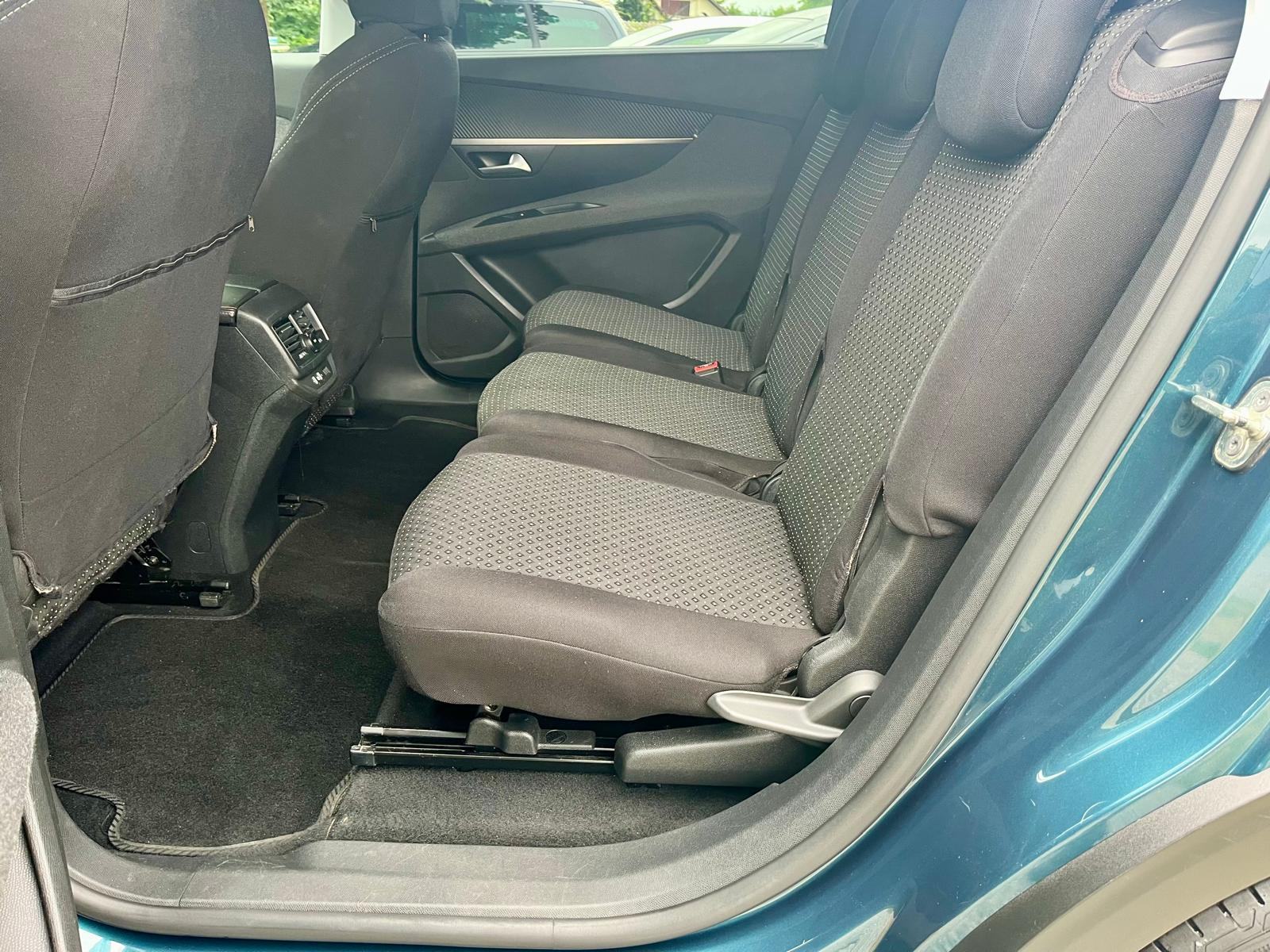 Peugeot 5008 1.5 BlueHDi 7 sjedala 1. vlasnik HR auto servisna, fotografija 12