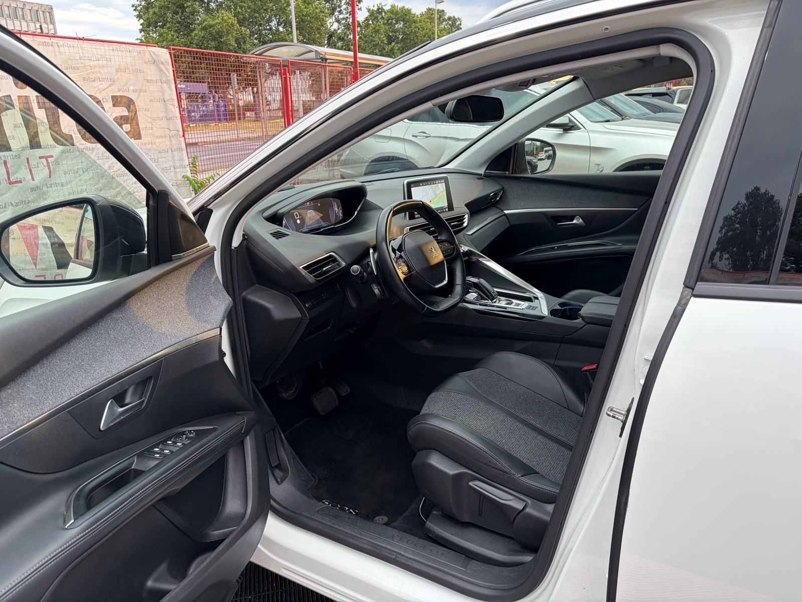 Peugeot 5008 1.5 BlueHDI Allure 7 Sjedala, Virtual, Navigacija, ACC,18, fotografija 8