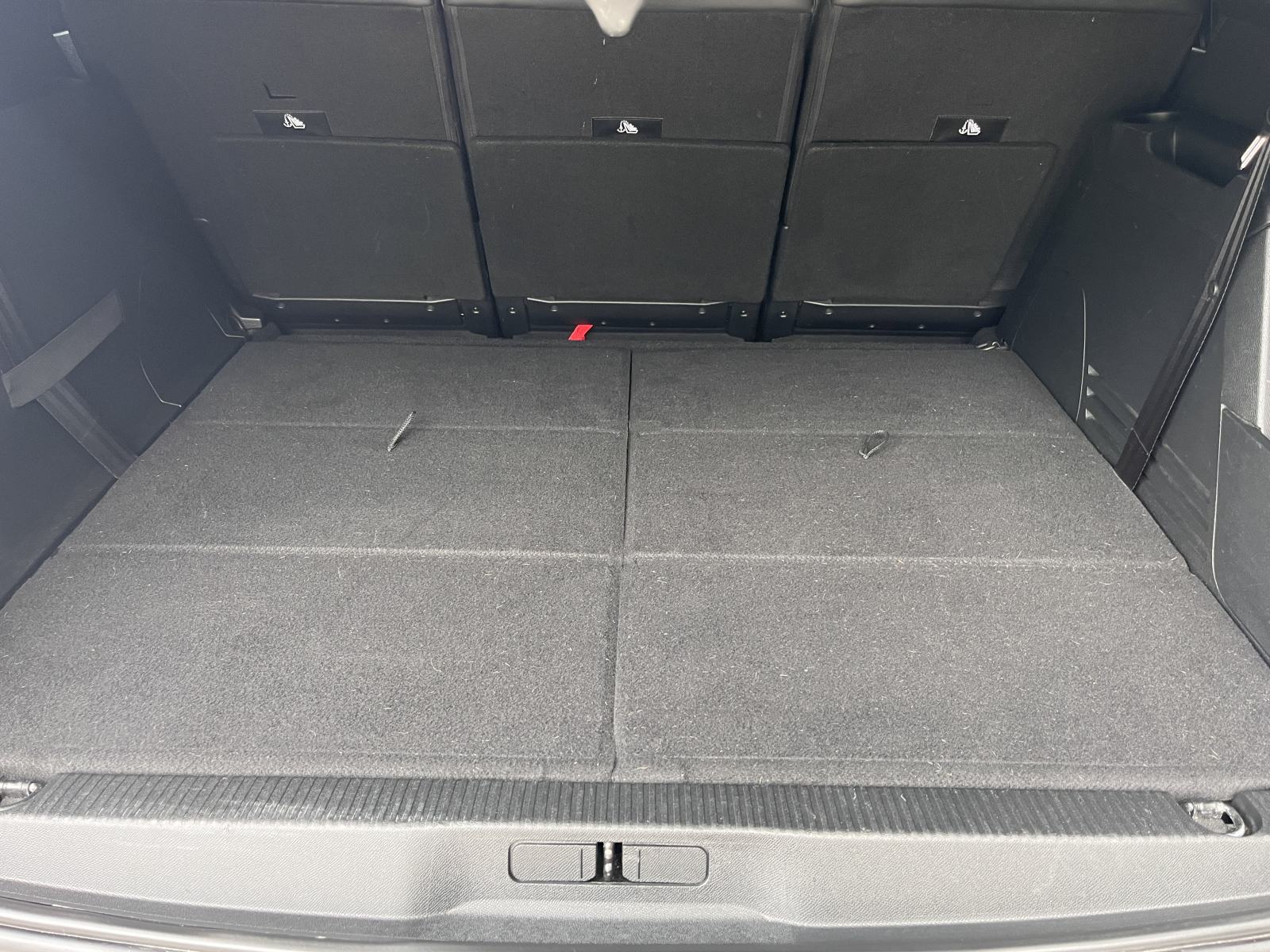 Peugeot 5008 1,5 BlueHDI Allure, LEASING BEZ UČEŠĆA I BEZ JAMCA, fotografija 17