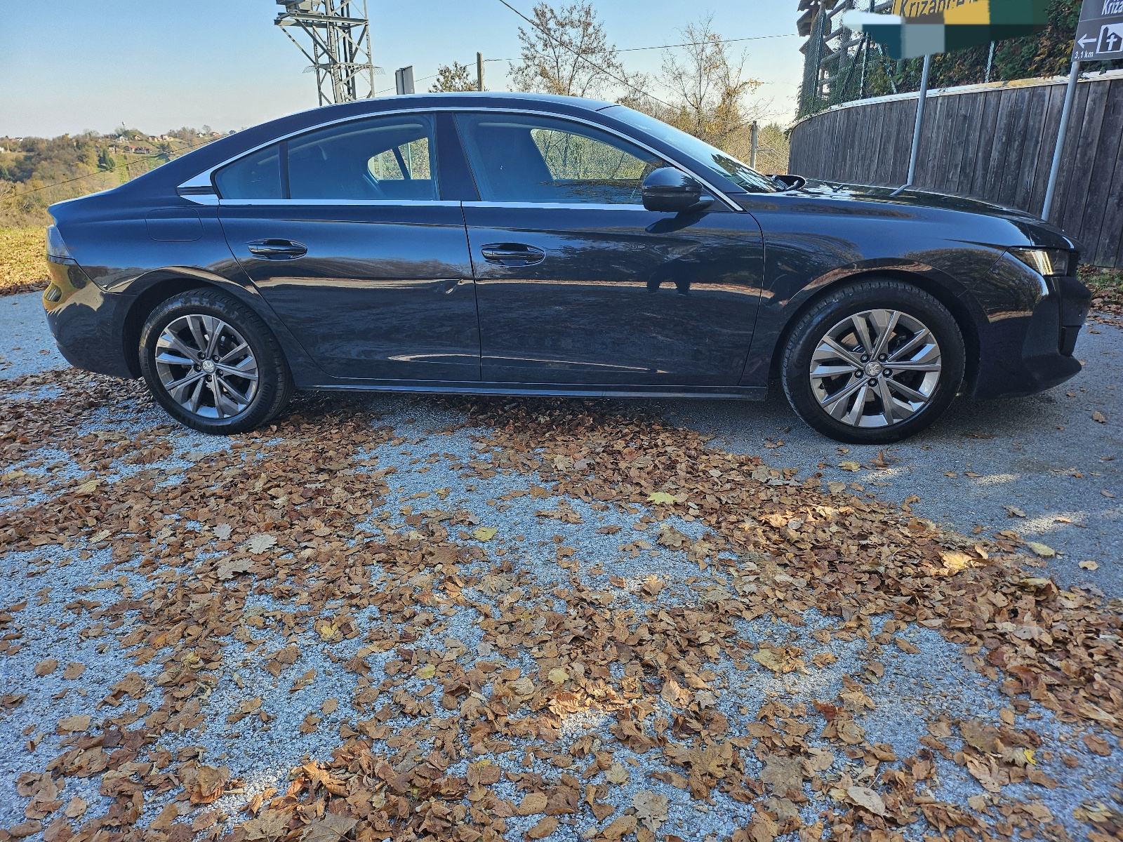 Peugeot 508 1,5 HDI aut. veliki servis 8mmLed,alu,navi,nema 5% od 1 vl, fotografija 4