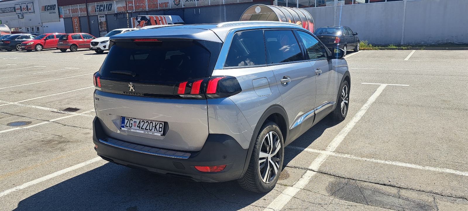 Peugeot 5008 1,5 BlueHDI automatik.Reg do 07/2027, fotografija 3