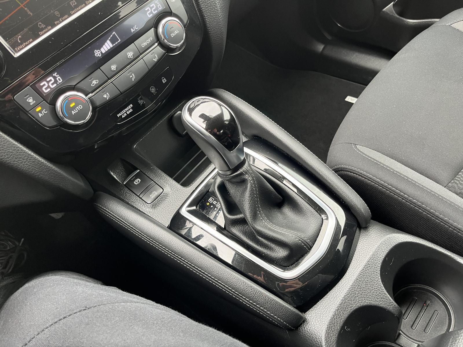Nissan Qashqai 1,5 dCi - R.KAMERA,NAVI, LEASING BEZ UČEŠĆA I BEZ JAMCA, fotografija 14